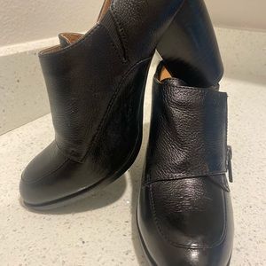 Sofft Alcina Stacked Heel Black Bootie Leather size 7